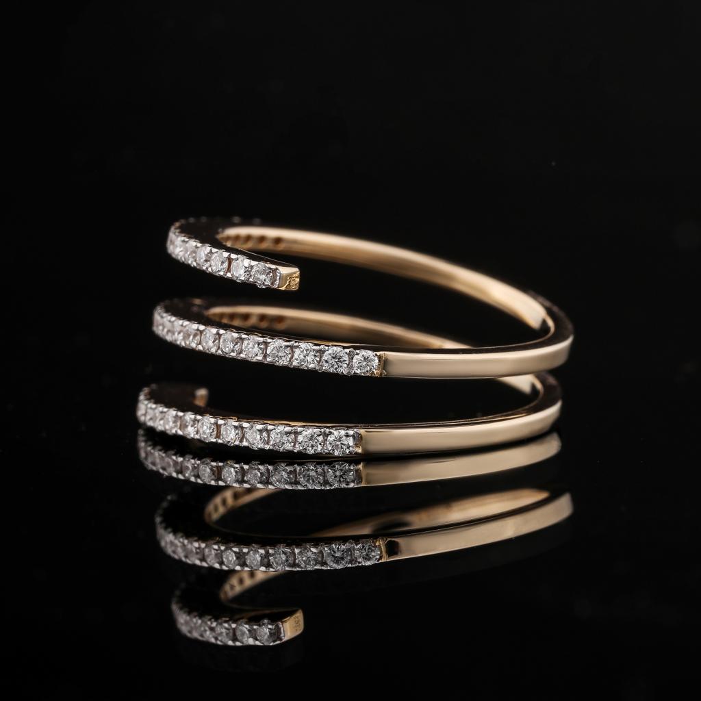 Gabrielle Swirl Ring